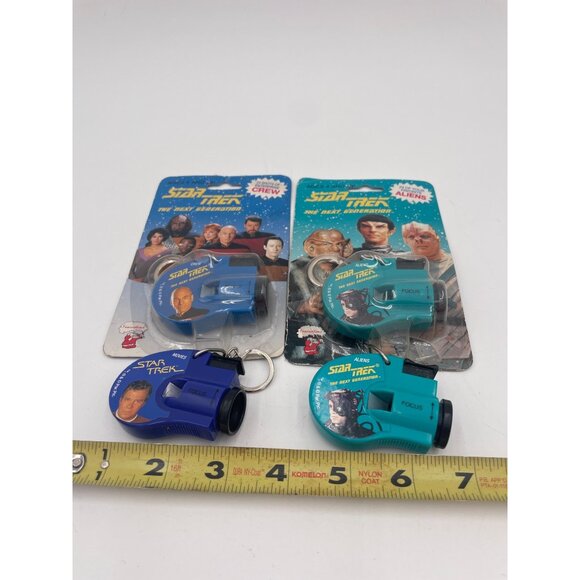 Star Trek The Next Generation Keychain Click Viewers 1993 Set Of 2 Alien & Crew - Picture 6 of 7